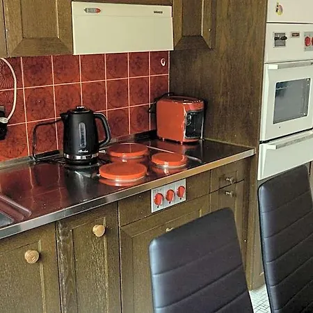 Alojamento de Acomodação e Pequeno-almoço Hotel-restaurant 2*