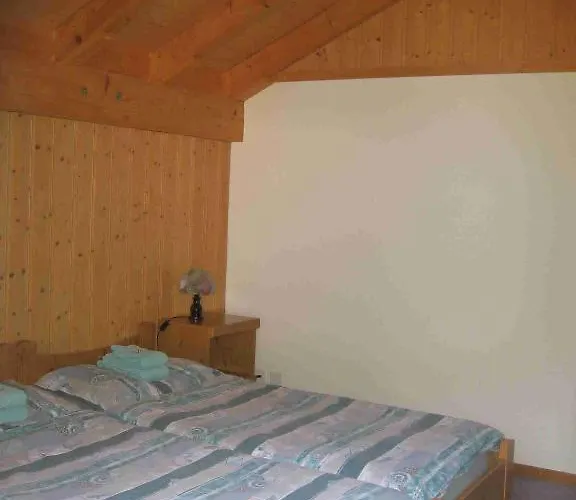 Hotel-restaurant 2* 施特歇尔贝格