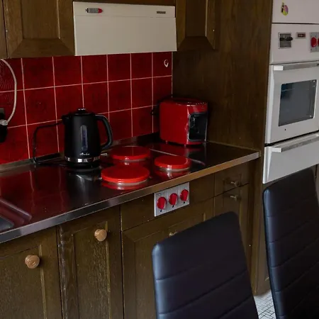 Hotel-restaurant Bed & Breakfast 2*