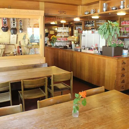 Hotel-restaurant Bed & Breakfast 2*