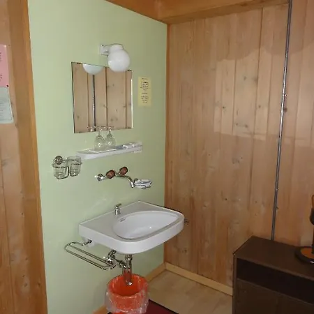 Hotel-restaurant 2* Stechelberg